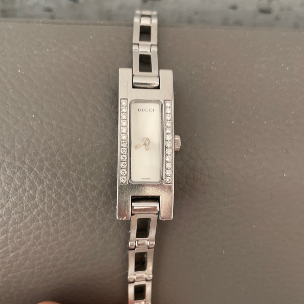 Gucci Diamond Watch